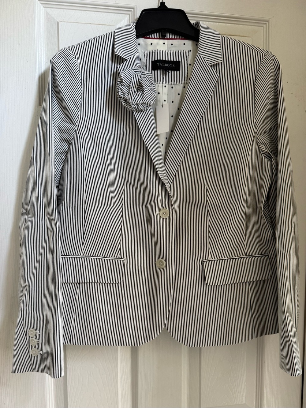 NWT Talbots Black & White Pinstripe Notched Lapel Blazer with Removable Rosette
